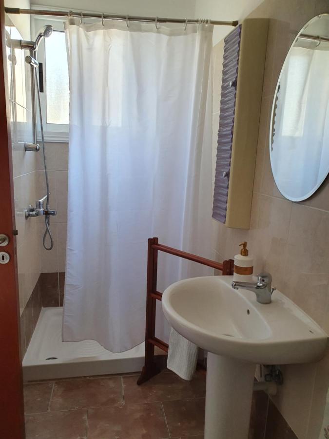 Homesweethome Paphos Bagian luar foto